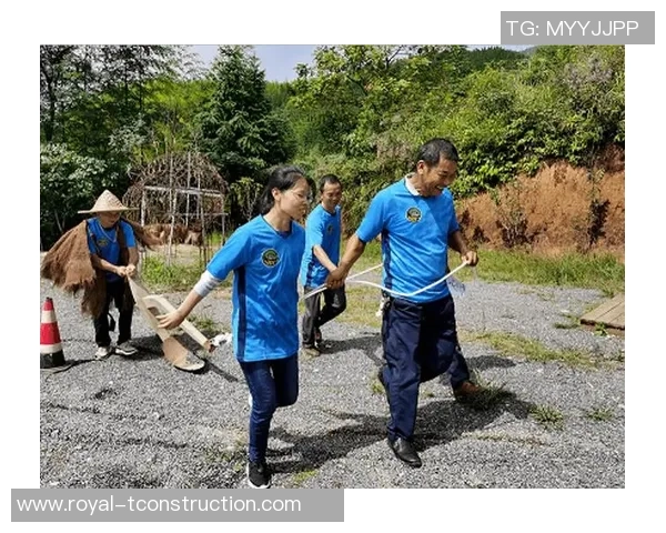 李伟独家分享羽毛球技巧与心得助你提升竞技水平与乐趣